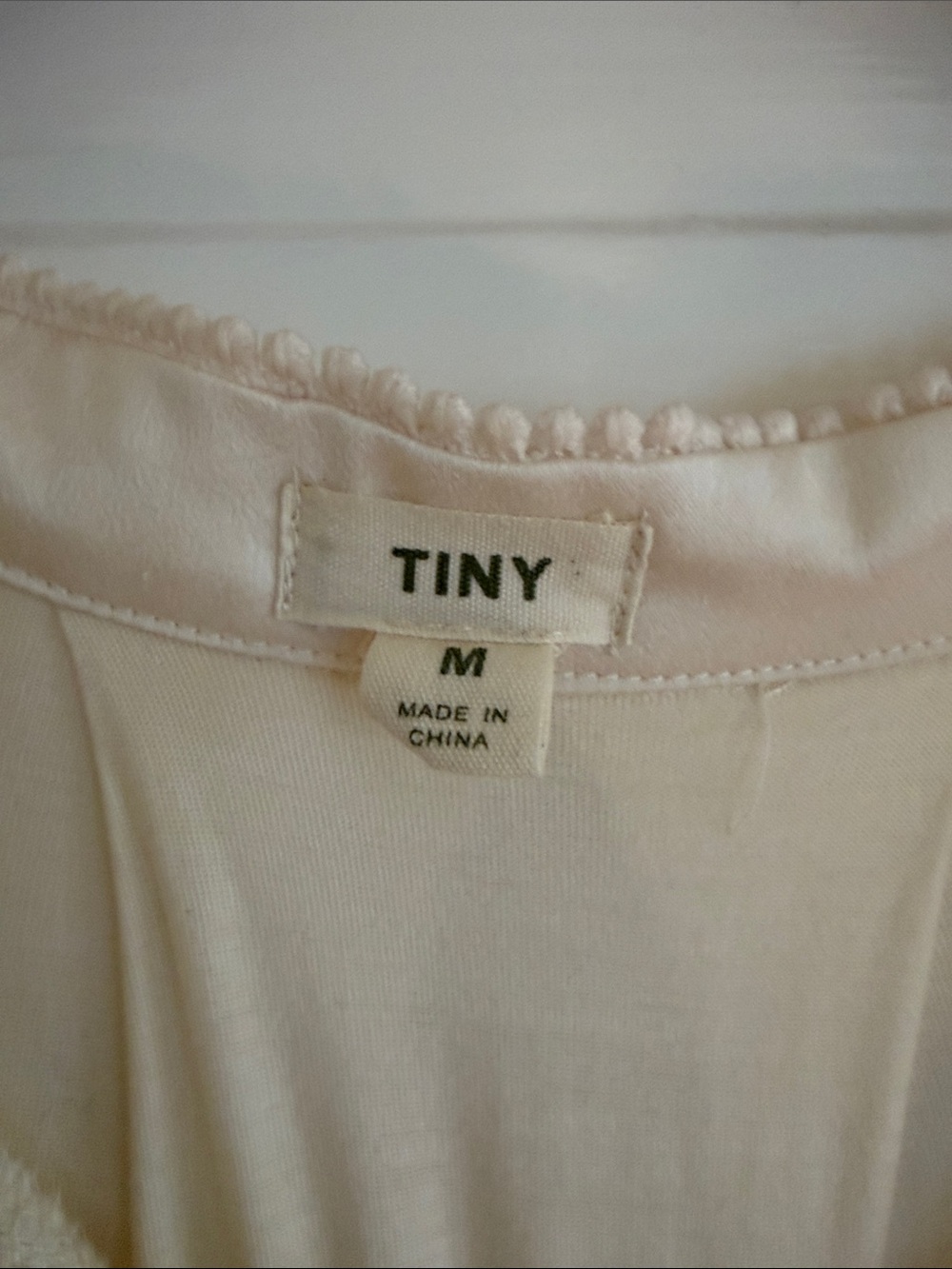 Tiny Cream Floral Embroidered Short Sleeve Blouse - Picture 2 of 4